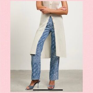 🌸Anthropologie “Skies are Blue” Bandana Print Jeans🌸